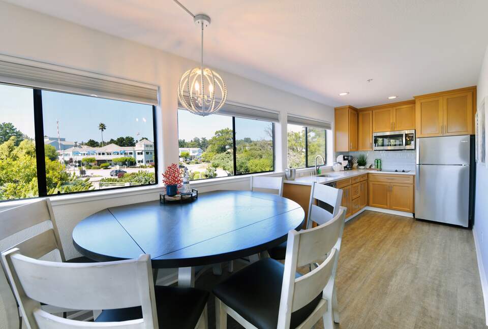 Inviting Seascape Condo by the Shore - Aptos, California