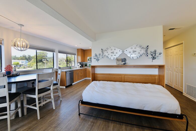 Inviting Seascape Condo by the Shore - Aptos, California