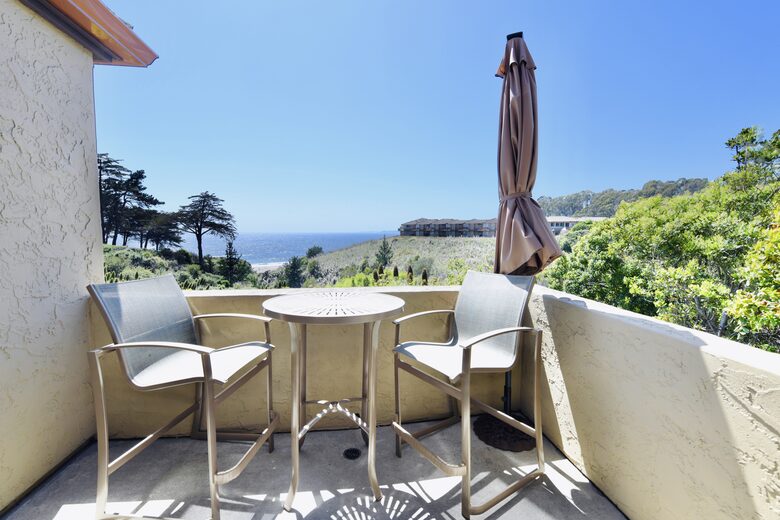 Inviting Seascape Condo by the Shore - Aptos, California