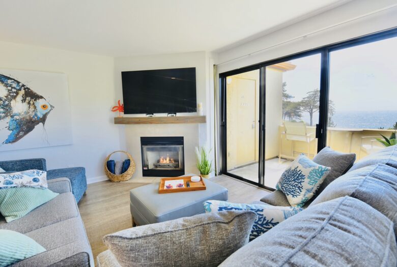 Inviting Seascape Condo by the Shore - Aptos, California