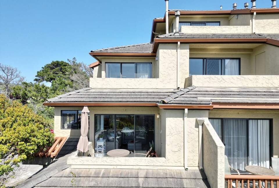 Inviting Seascape Condo by the Shore - Aptos, California