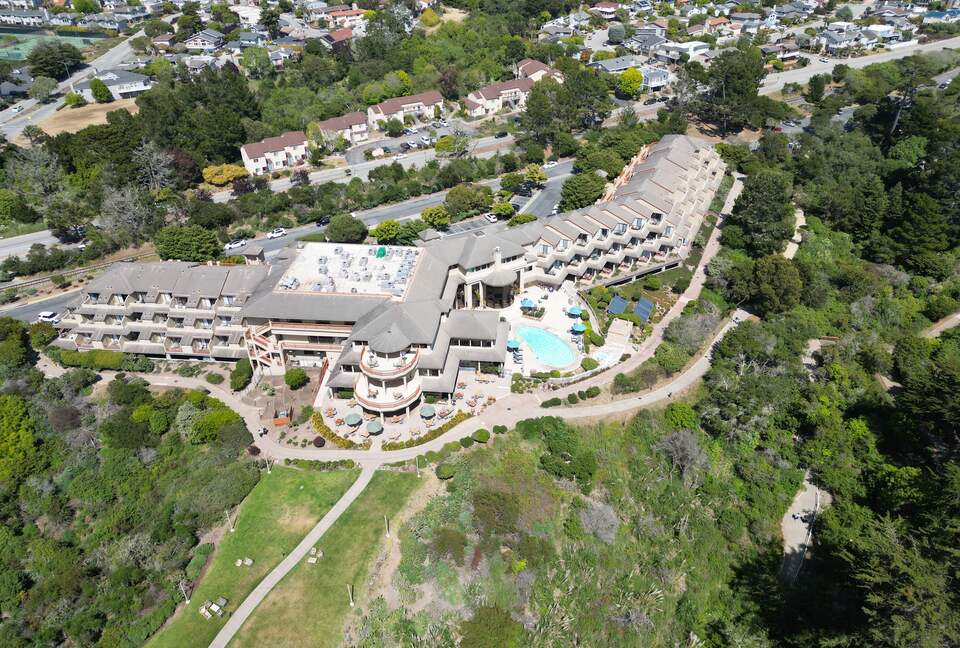 Inviting Seascape Condo by the Shore - Aptos, California