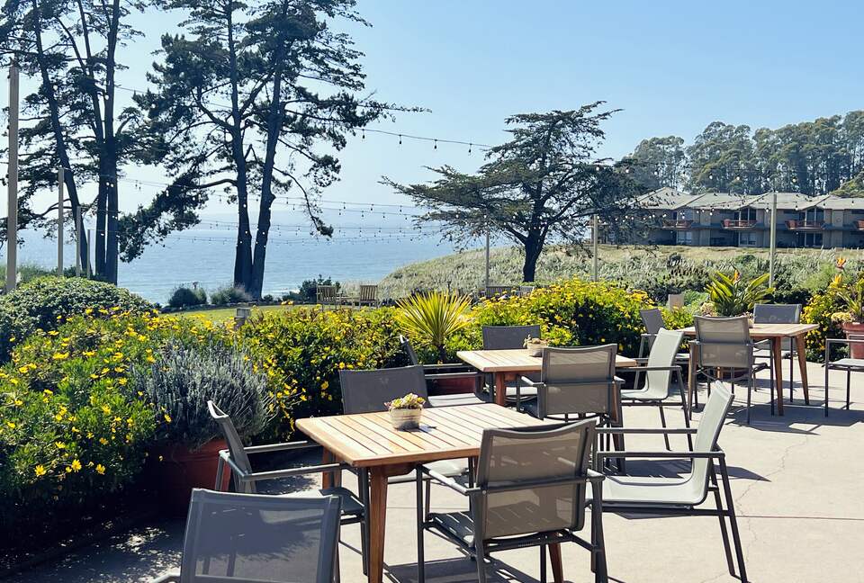 Inviting Seascape Condo by the Shore - Aptos, California