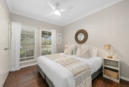 Mistletoe Lakehouse in the Heart of the Hunter Valley - Pokolbin, Australia