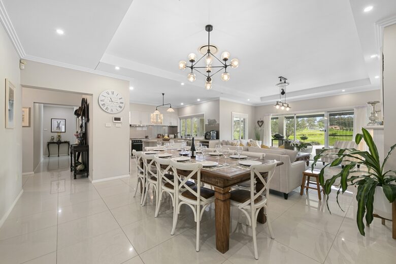 Mistletoe Lakehouse in the Heart of the Hunter Valley - Pokolbin, Australia