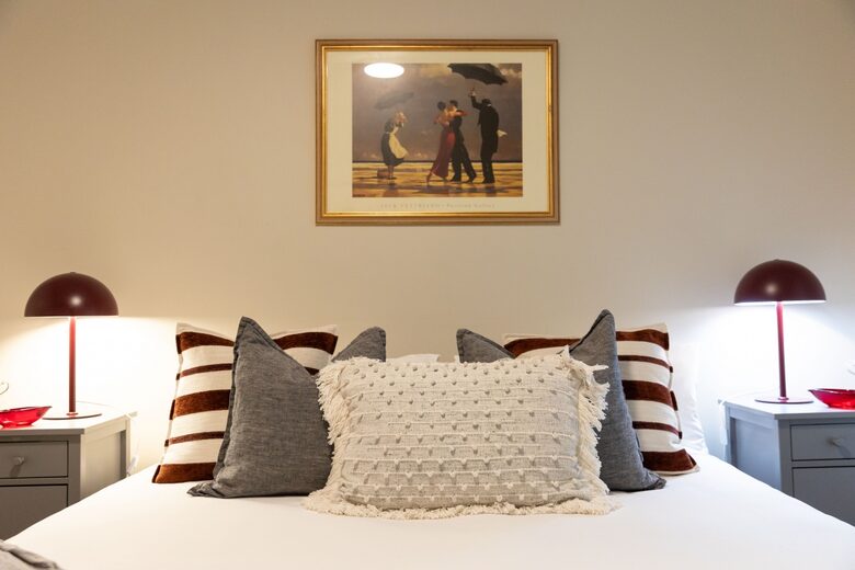 Mistletoe Lakehouse in the Heart of the Hunter Valley - Pokolbin, Australia