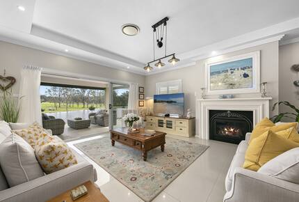 Mistletoe Lakehouse in the Heart of the Hunter Valley - Pokolbin, Australia