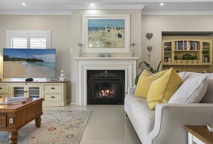 Mistletoe Lakehouse in the Heart of the Hunter Valley - Pokolbin, Australia