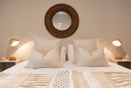 Mistletoe Lakehouse in the Heart of the Hunter Valley - Pokolbin, Australia