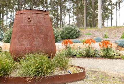 Mistletoe Lakehouse in the Heart of the Hunter Valley - Pokolbin, Australia