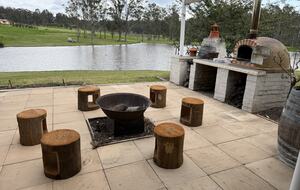 Mistletoe Lakehouse in the Heart of the Hunter Valley - Pokolbin, Australia