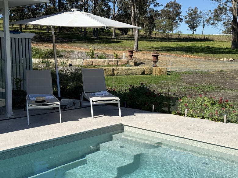 Mistletoe Lakehouse in the Heart of the Hunter Valley - Pokolbin, Australia