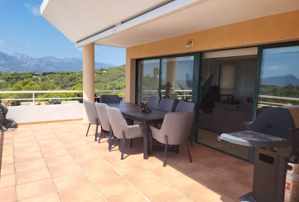 Cozy Modern Home in a Peaceful Altea Enclave - Altea La Nova, Spain