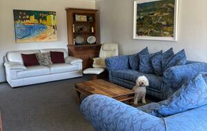 Sunlit Serenity on the Kapiti Coast - Paraparaumu, New Zealand