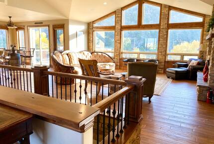 Spacious Buena Vista Escape with Hot Tub & Game Room - Buena Vista, Colorado