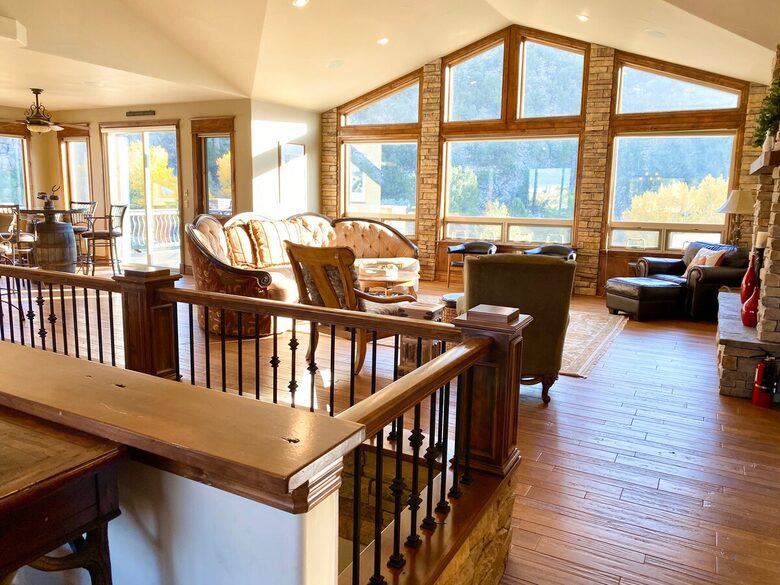 Spacious Buena Vista Escape with Hot Tub & Game Room - Buena Vista, Colorado