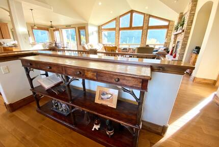 Spacious Buena Vista Escape with Hot Tub & Game Room - Buena Vista, Colorado