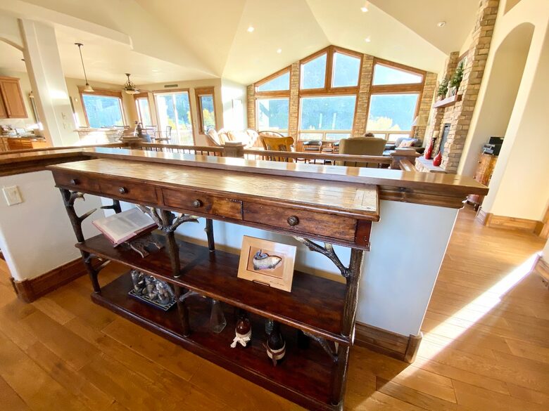 Spacious Buena Vista Escape with Hot Tub & Game Room - Buena Vista, Colorado