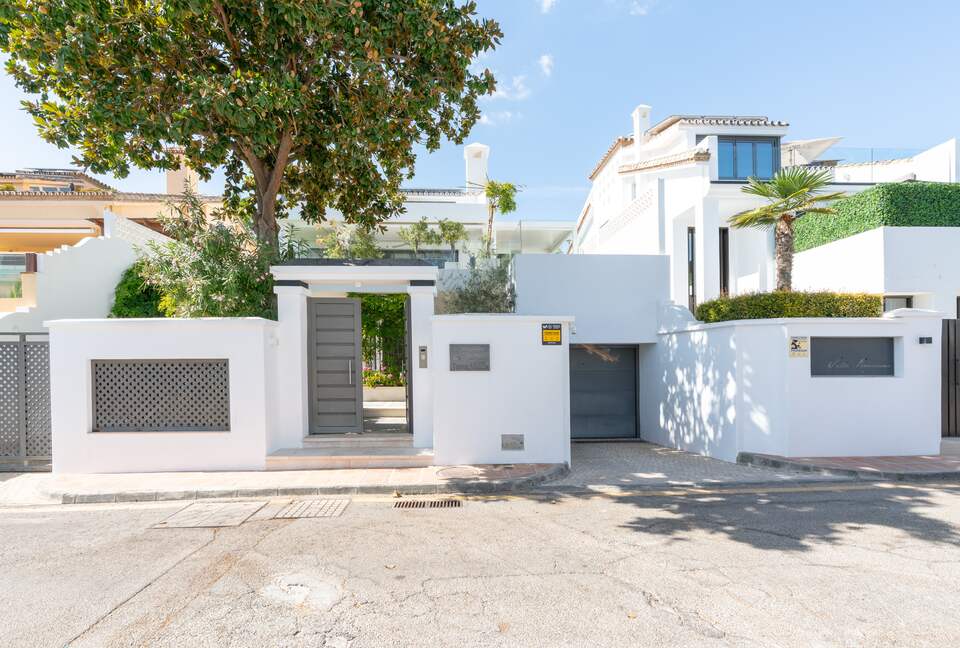 World-Class Marbella Townhome Beside Puente Romano - Marbella, Spain