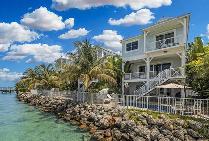 Coastal Keys Getaway with Balconies & Gulffront Living - Marathon, Florida