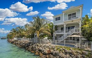 Coastal Keys Getaway with Balconies & Gulffront Living - Marathon, Florida