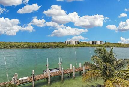 Coastal Keys Getaway with Balconies & Gulffront Living - Marathon, Florida