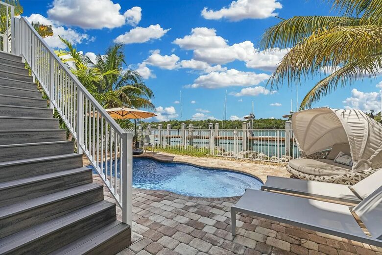 Coastal Keys Getaway with Balconies & Gulffront Living - Marathon, Florida