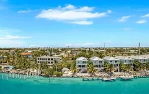 Coastal Keys Getaway with Balconies & Gulffront Living - Marathon, Florida