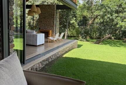 Modern Adobe Residence in Historic Malinalco - Malinalco, Mexico