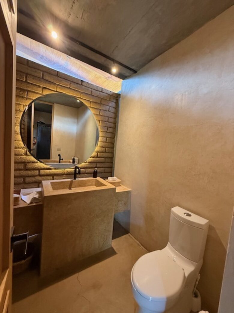 Modern Adobe Residence in Historic Malinalco - Malinalco, Mexico