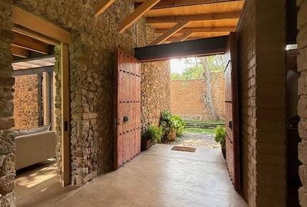 Modern Adobe Residence in Historic Malinalco - Malinalco, Mexico