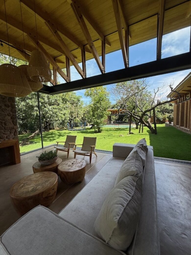 Modern Adobe Residence in Historic Malinalco - Malinalco, Mexico