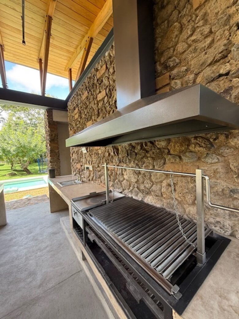 Modern Adobe Residence in Historic Malinalco - Malinalco, Mexico