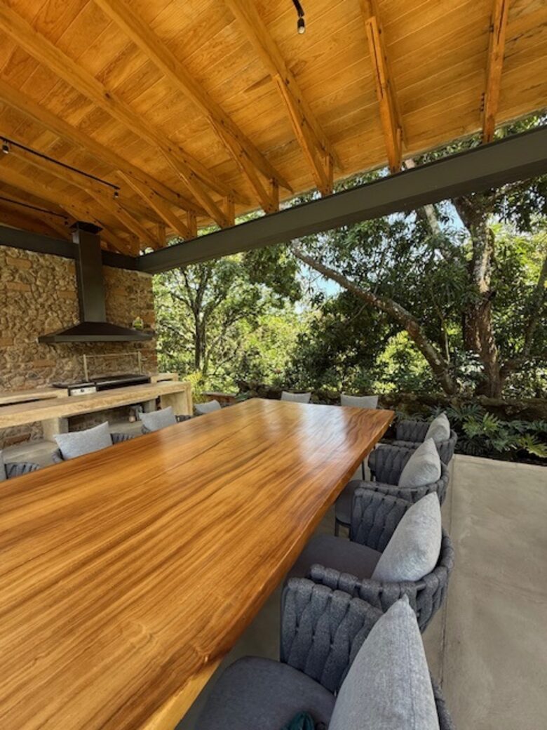 Modern Adobe Residence in Historic Malinalco - Malinalco, Mexico