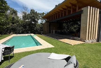 Modern Adobe Residence in Historic Malinalco - Malinalco, Mexico