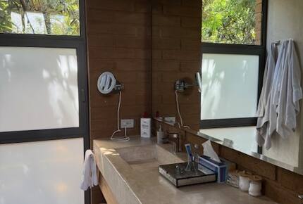 Modern Adobe Residence in Historic Malinalco - Malinalco, Mexico