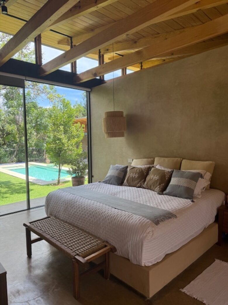 Modern Adobe Residence in Historic Malinalco - Malinalco, Mexico