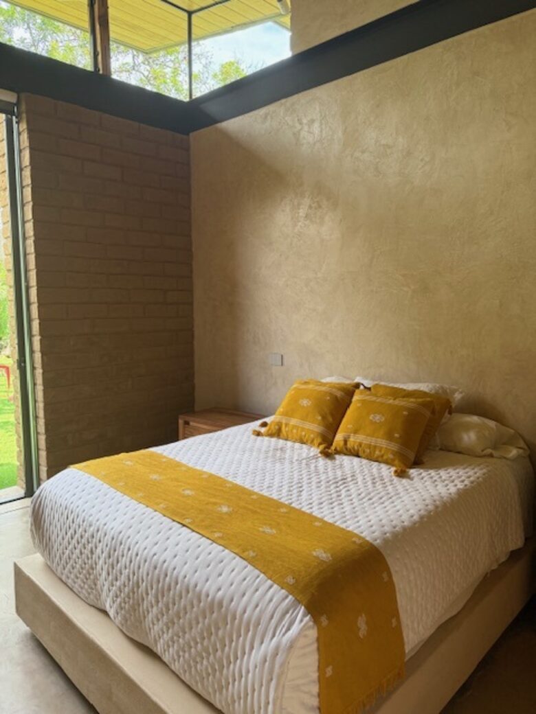 Modern Adobe Residence in Historic Malinalco - Malinalco, Mexico