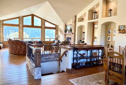 Spacious Buena Vista Escape with Hot Tub & Game Room - Buena Vista, Colorado