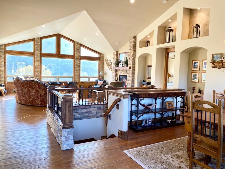 Spacious Buena Vista Escape with Hot Tub & Game Room - Buena Vista, Colorado