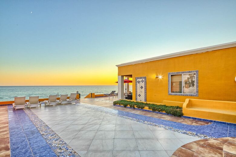 Exquisite Beachfront Escape in Las Conchas - Puerto Penasco, Mexico