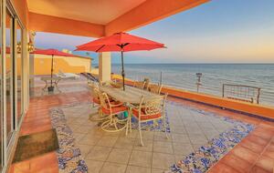 Exquisite Beachfront Escape in Las Conchas - Puerto Penasco, Mexico