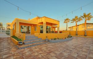 Exquisite Beachfront Escape in Las Conchas - Puerto Penasco, Mexico