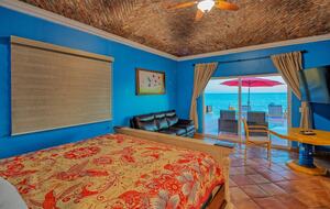 Exquisite Beachfront Escape in Las Conchas - Puerto Penasco, Mexico