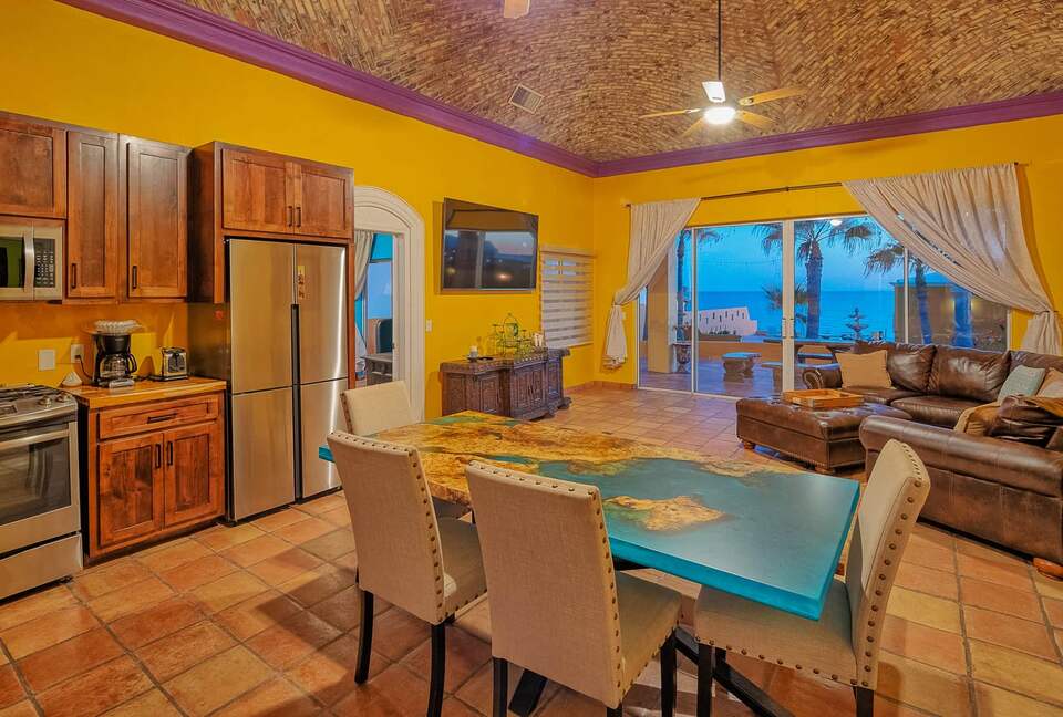 Exquisite Beachfront Escape in Las Conchas - Puerto Penasco, Mexico