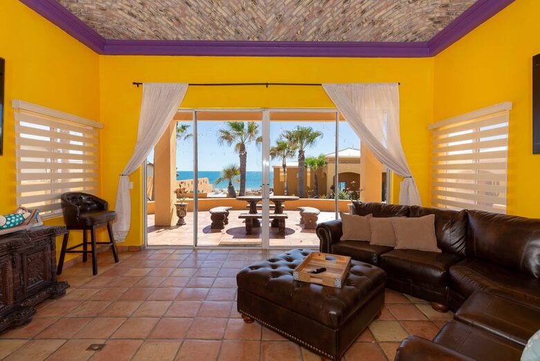 Exquisite Beachfront Escape in Las Conchas - Puerto Penasco, Mexico