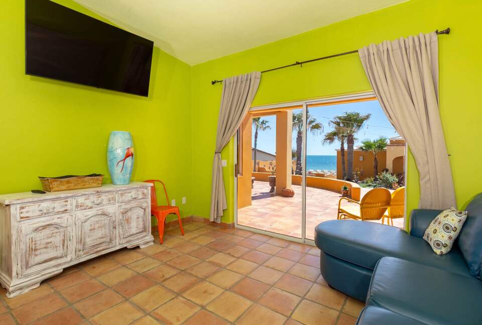 Exquisite Beachfront Escape in Las Conchas - Puerto Penasco, Mexico