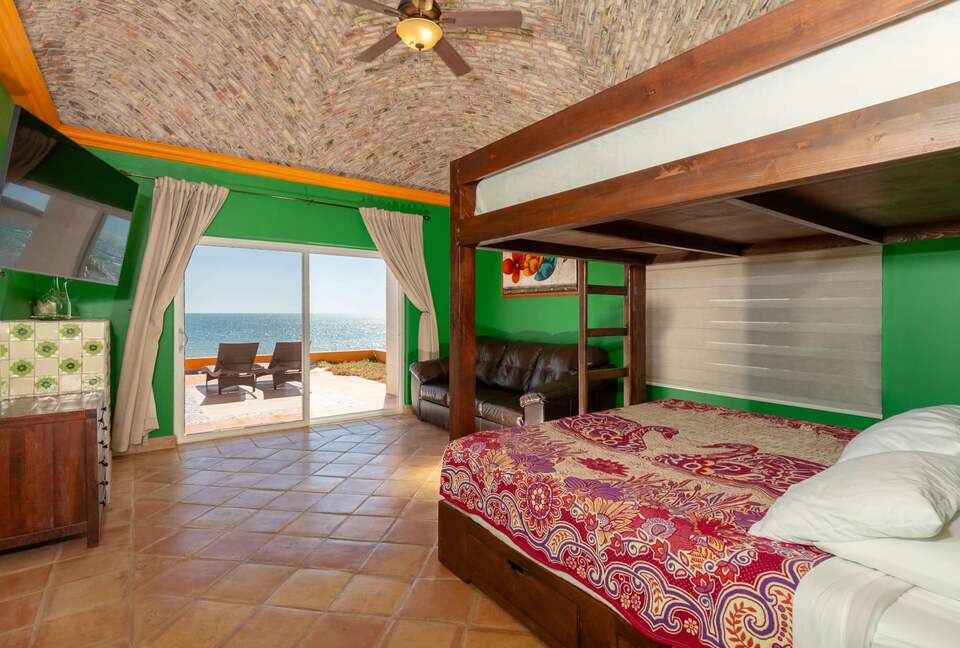 Exquisite Beachfront Escape in Las Conchas - Puerto Penasco, Mexico