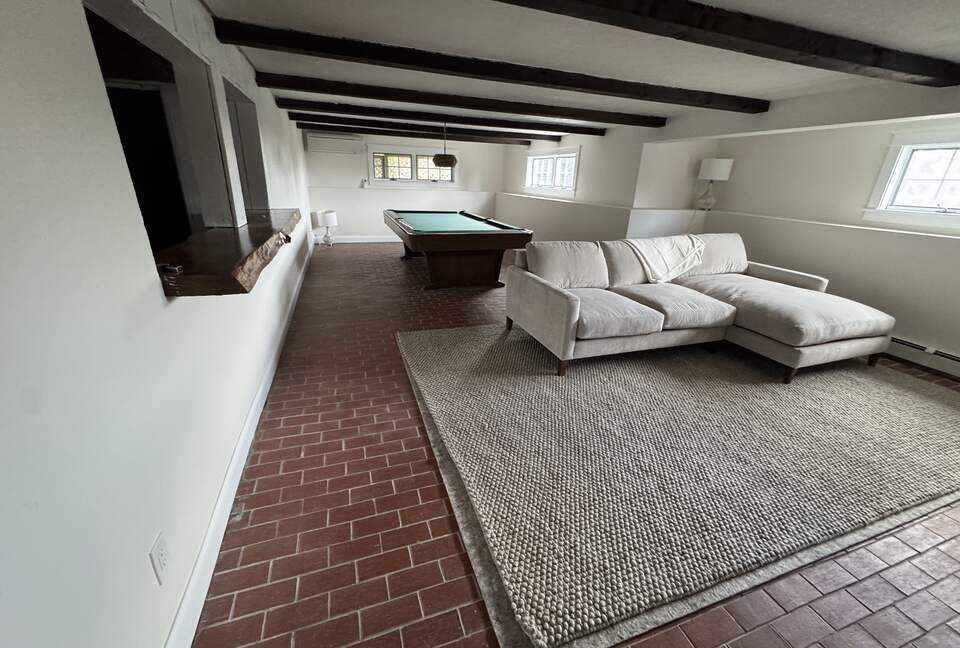 Cape Cod Elegance with Sunset Views over the Bay - Falmouth, Massachusetts