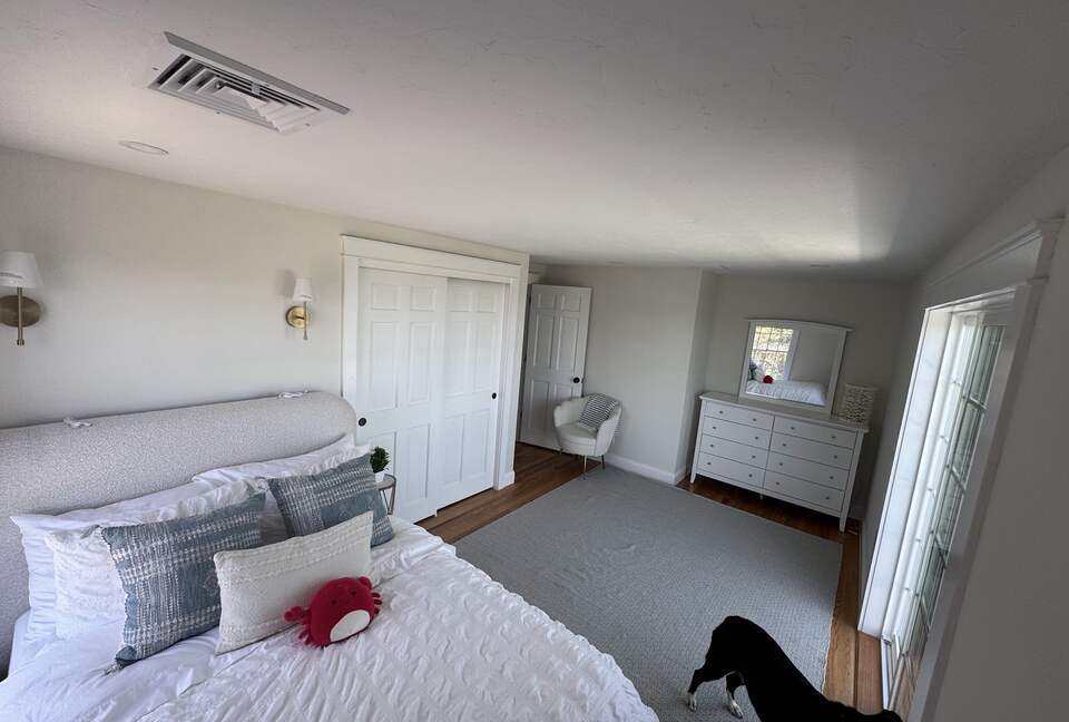 Cape Cod Elegance with Sunset Views over the Bay - Falmouth, Massachusetts